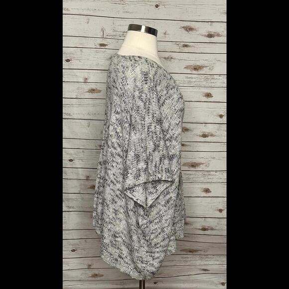 BCBG Max Azria Lagenlook oversized marled knit dolman sleeve sweater Size XXL - Picture 4 of 6